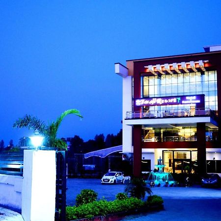 Taraji Resort Ayodhya ภายนอก รูปภาพ