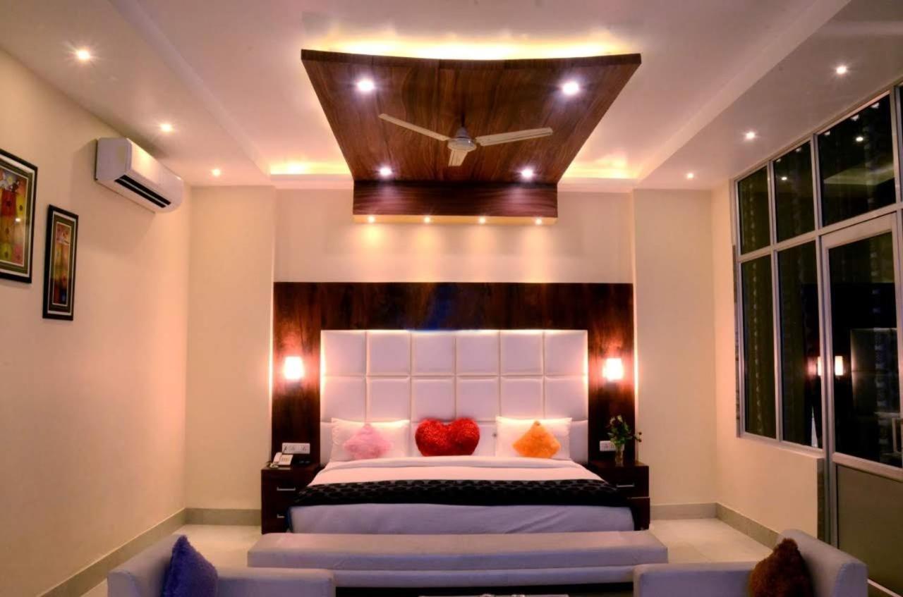 Taraji Resort Ayodhya ภายนอก รูปภาพ